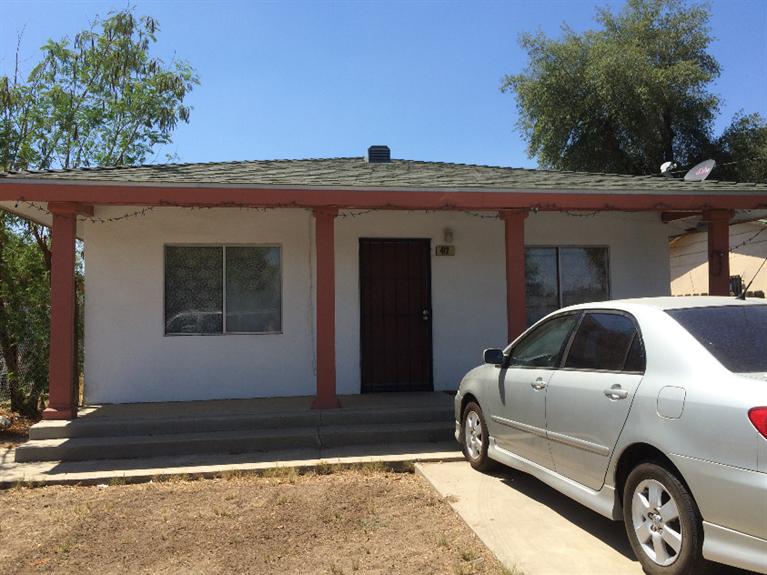 412 Stinson Ave, Madera, CA 93638 photo 1