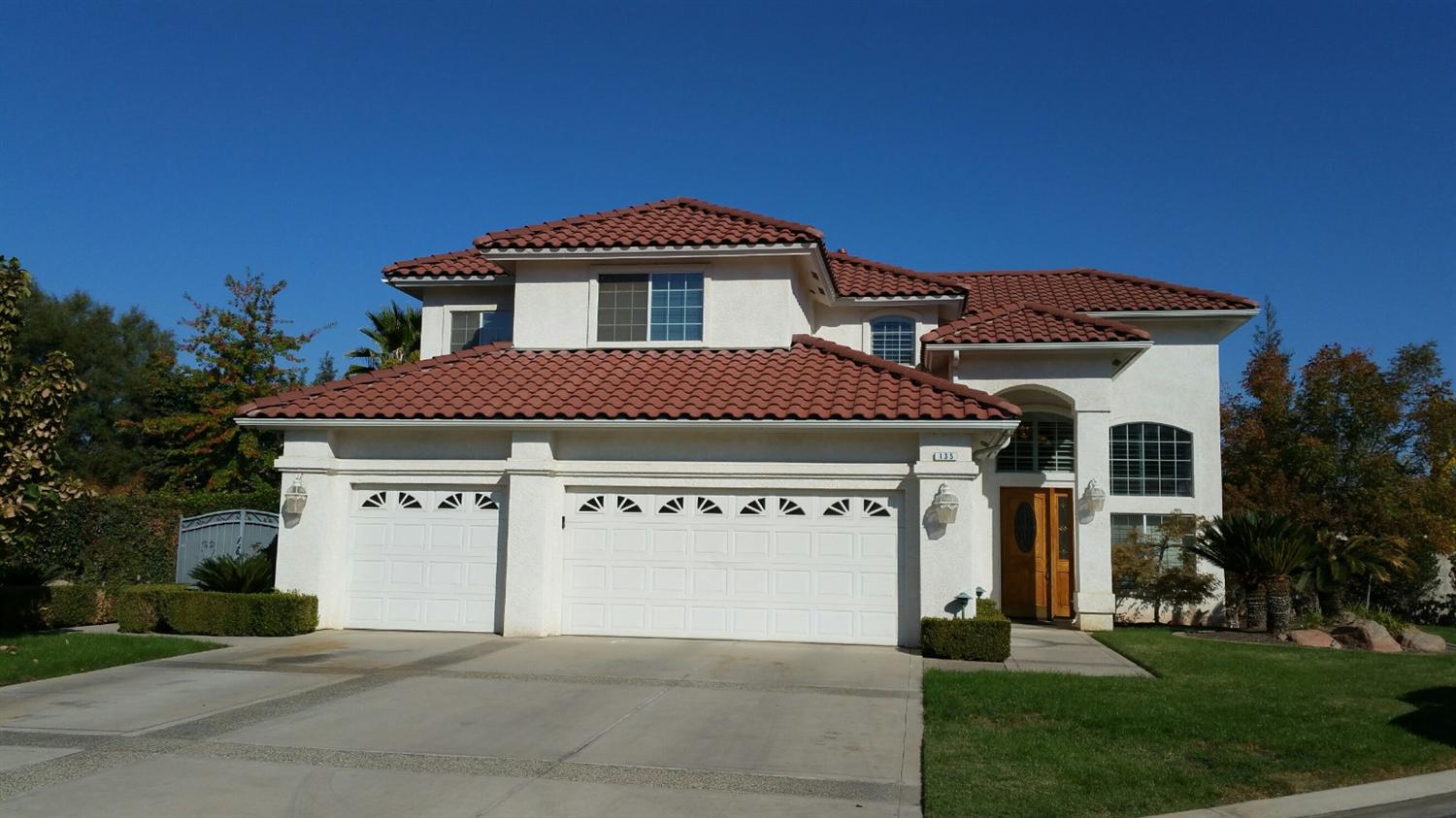 135 East Loop, Madera, CA 93637 photo 1