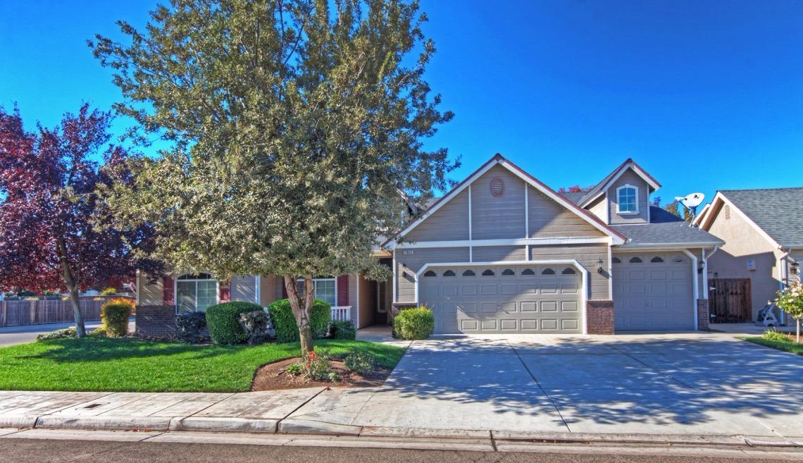 1944 N Homsy Ave, Clovis, CA 93619 photo 1