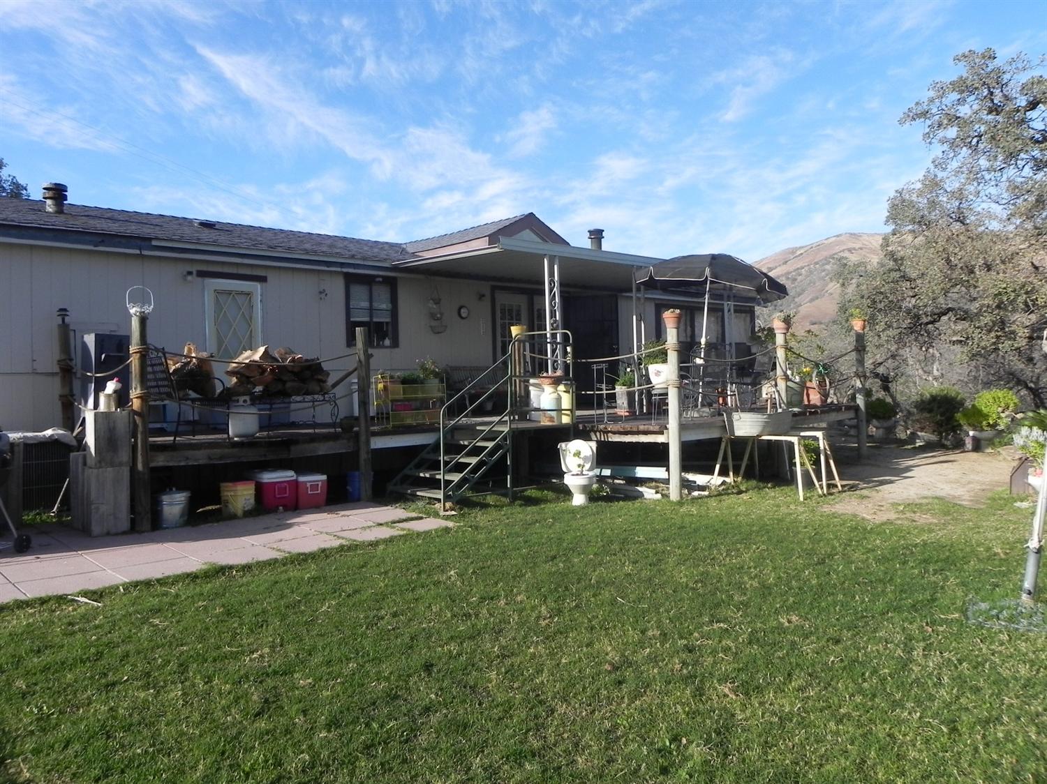 30928 E Trimmer Springs Rd, Sanger, CA 93657 photo 1