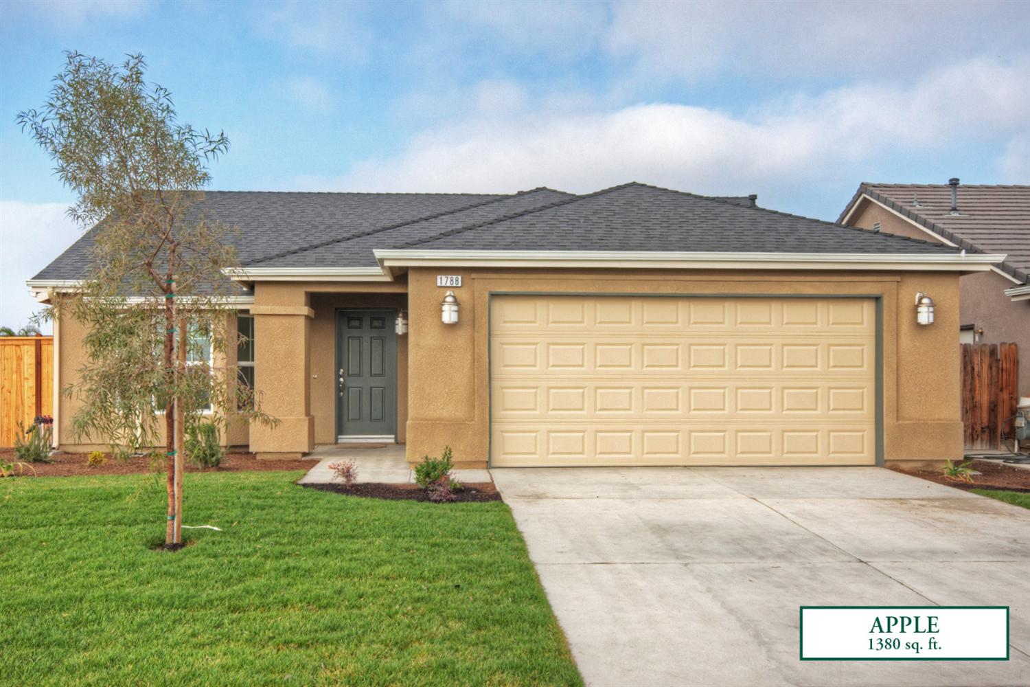 1755 Diamond, Sanger, CA 93657 photo 1