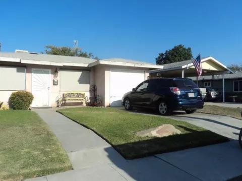 317 S 6th St S, Fowler, CA 93625 photo 1
