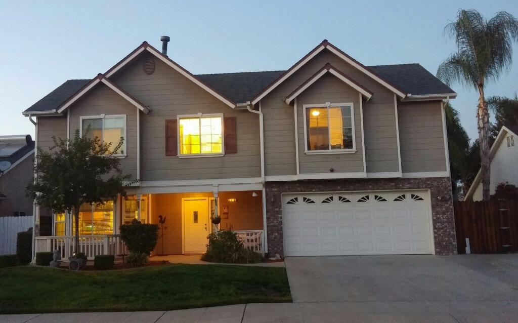2848 E Christopher Dr, Fresno, CA 93720 photo 1