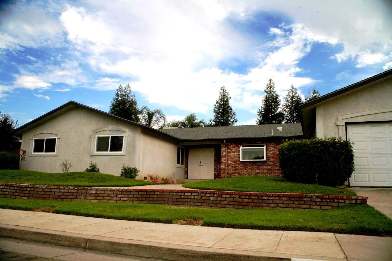 1844 Dennis Ave, Clovis, CA 93611 photo 1