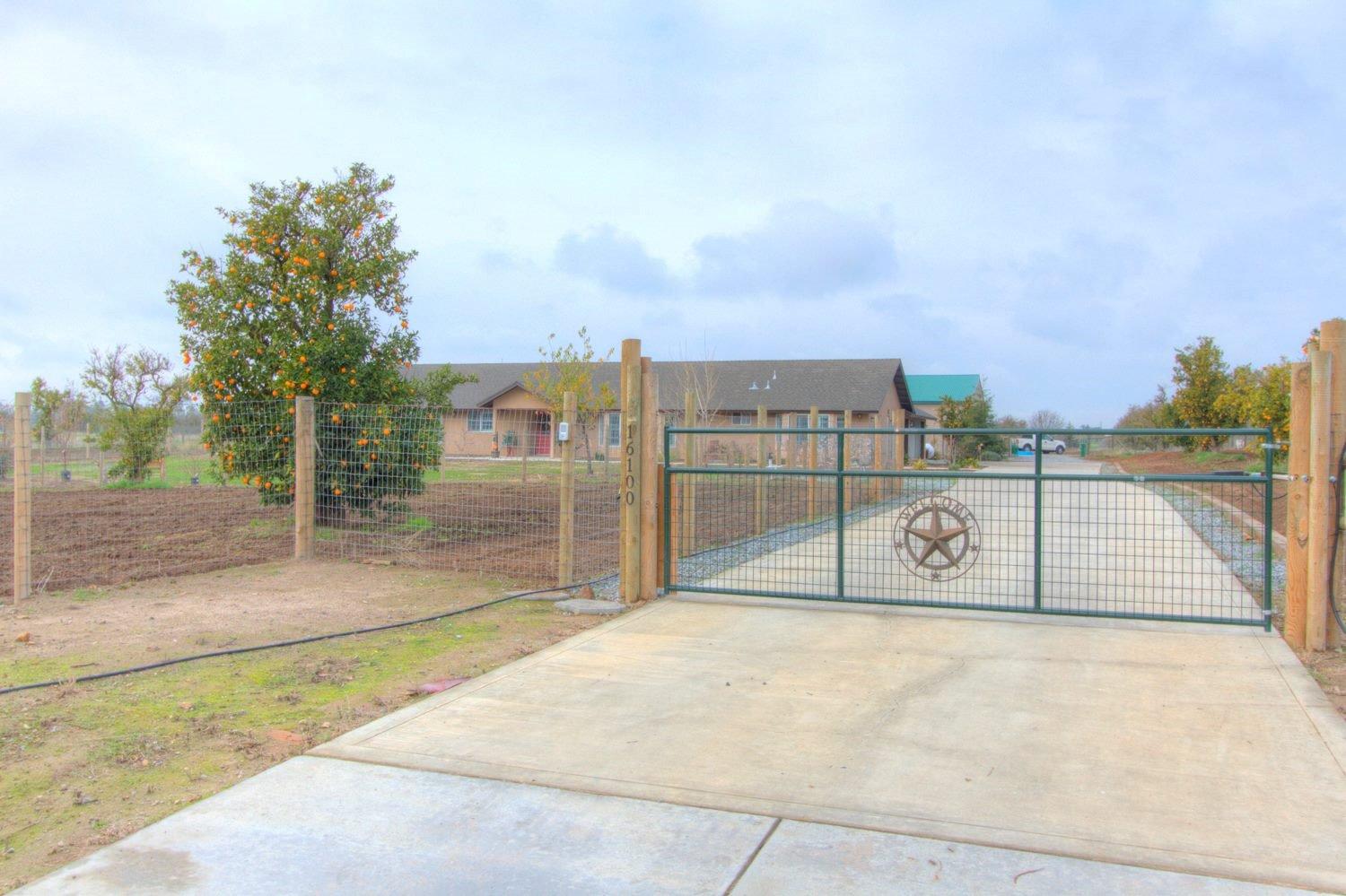 16100 Road 37, Madera, CA 93636 photo 1