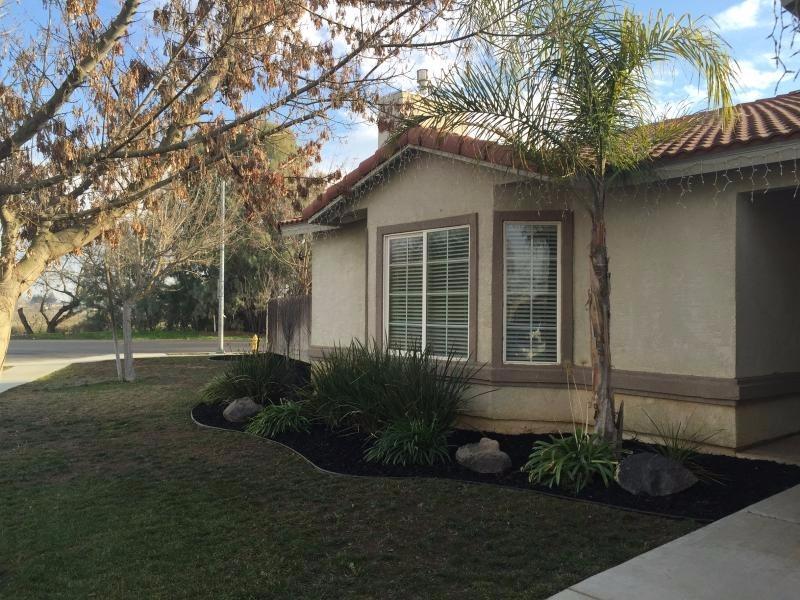 1408 Toledo Way, Madera, CA 93638 photo 1
