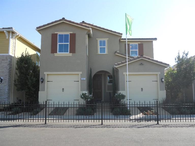 3505 Generosity Way, Clovis, CA 93619 photo 1