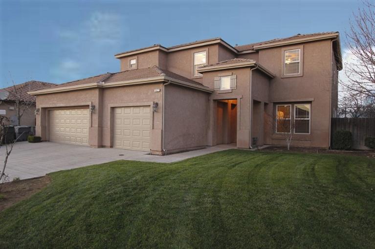 1417 Bedford Ave, Clovis, CA 93611 photo 1