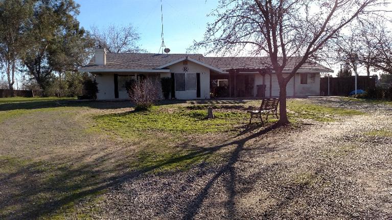 36912 Kenneth Ave, Madera, CA 93636 photo 1