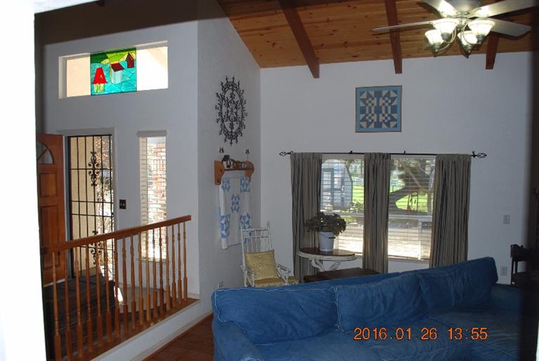 15277 Mark Rd, Madera, CA 93636 photo 1
