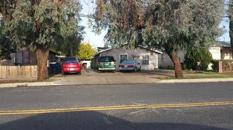 617 E 6th St, Madera, CA 93638 photo 1