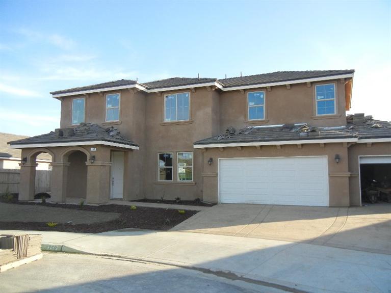 752 Ficklin Dr, Madera, CA 93637 photo 1