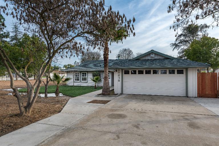 25638 Tamarisk Dr, Madera, CA 93638 photo 1