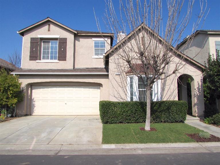 737 W Tivoli Ln, Clovis, CA 93619 photo 1