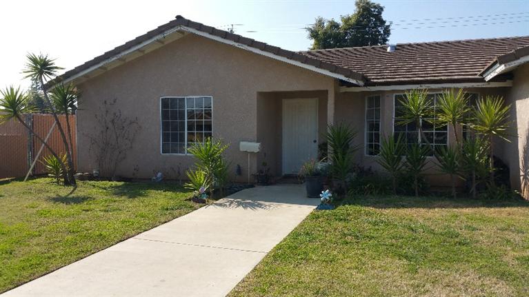 827 Rawson Ave, Sanger, CA 93657 photo 1