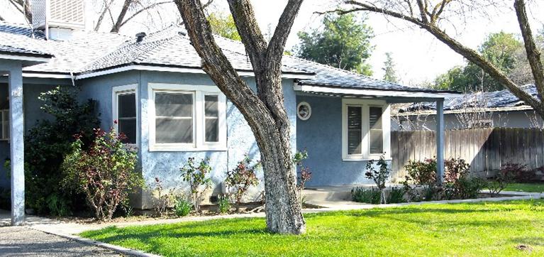 65 Peach Ave, Clovis, CA 93612 photo 1