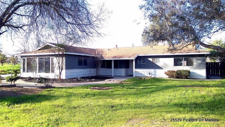 25529 Pickford Dr, Madera, CA 93638 photo 1
