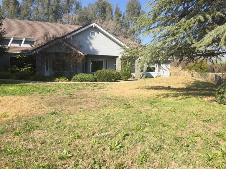 5333 N Highland Ave, Clovis, CA 93619 photo 1