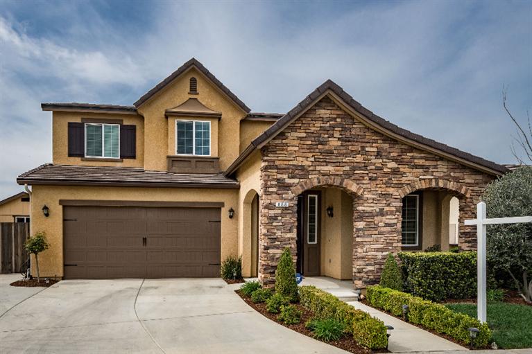 888 Whitmore Ave, Clovis, CA 93619 photo 1