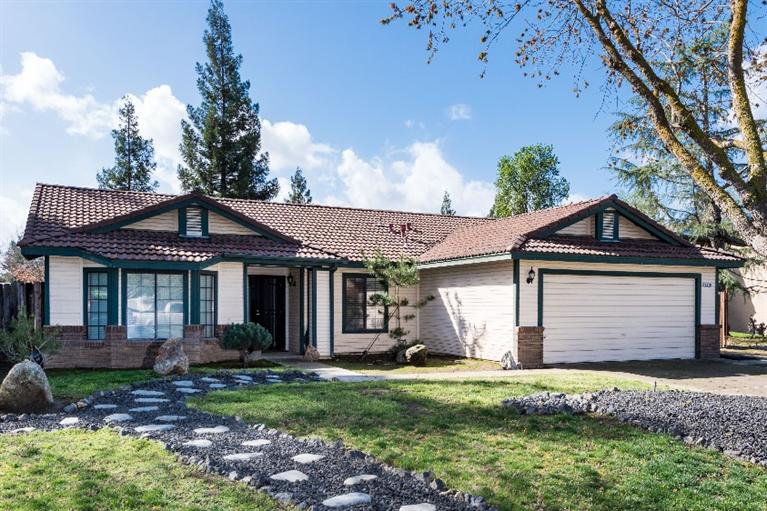 2516 Purvis Ave, Clovis, CA 93611 photo 1
