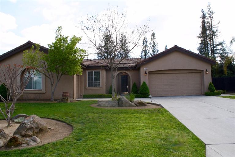 2498 Rall Ave, Clovis, CA 93611 photo 1