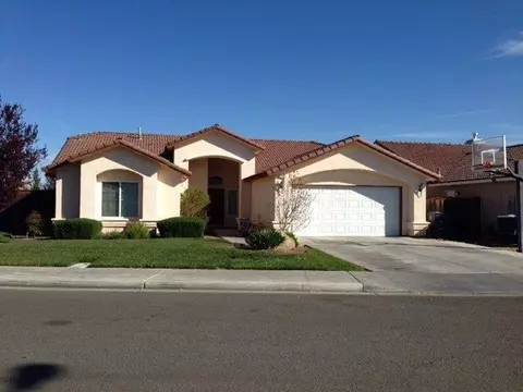 3753 Isla Vista Ct, Madera, CA 93637 photo 1