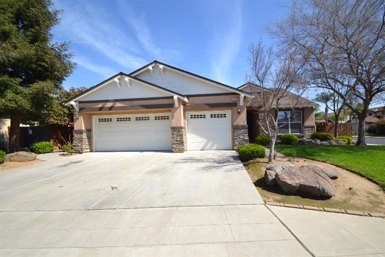 3293 Ryan Ave, Clovis, CA 93611 photo 1