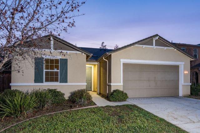 529 Pear St, Madera, CA 93638 photo 1