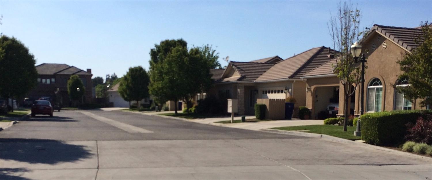 1567 Poe Ln, Clovis, CA 93611 photo 1