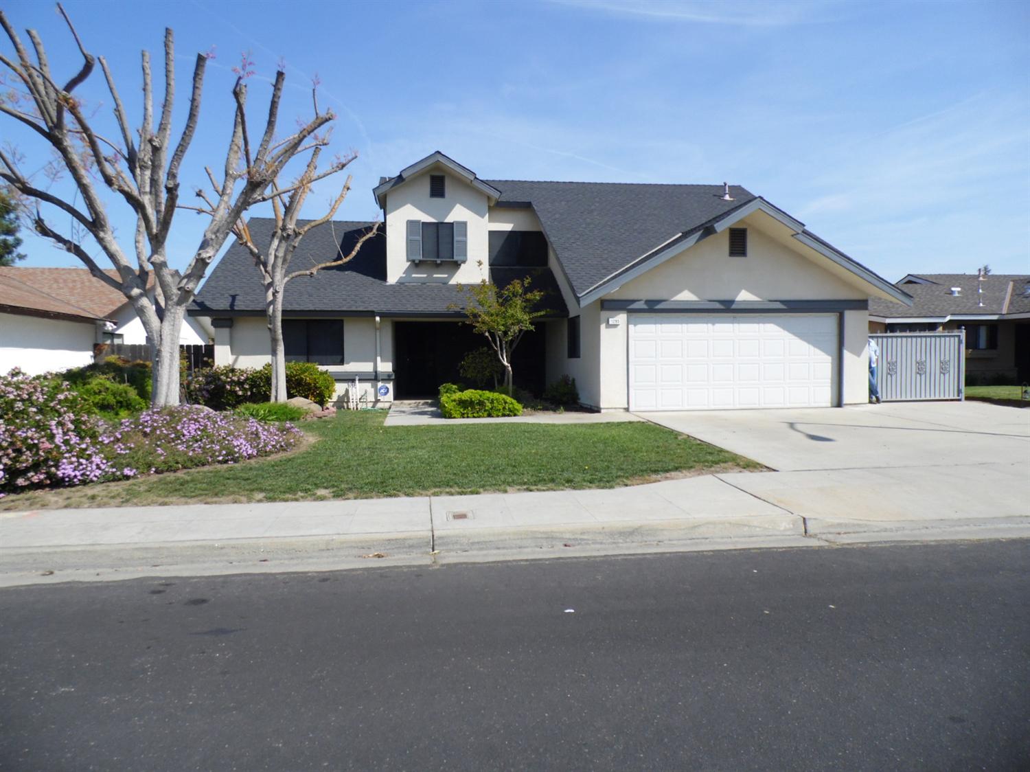 1295 Saginaw Ave, Clovis, CA 93612 photo 1
