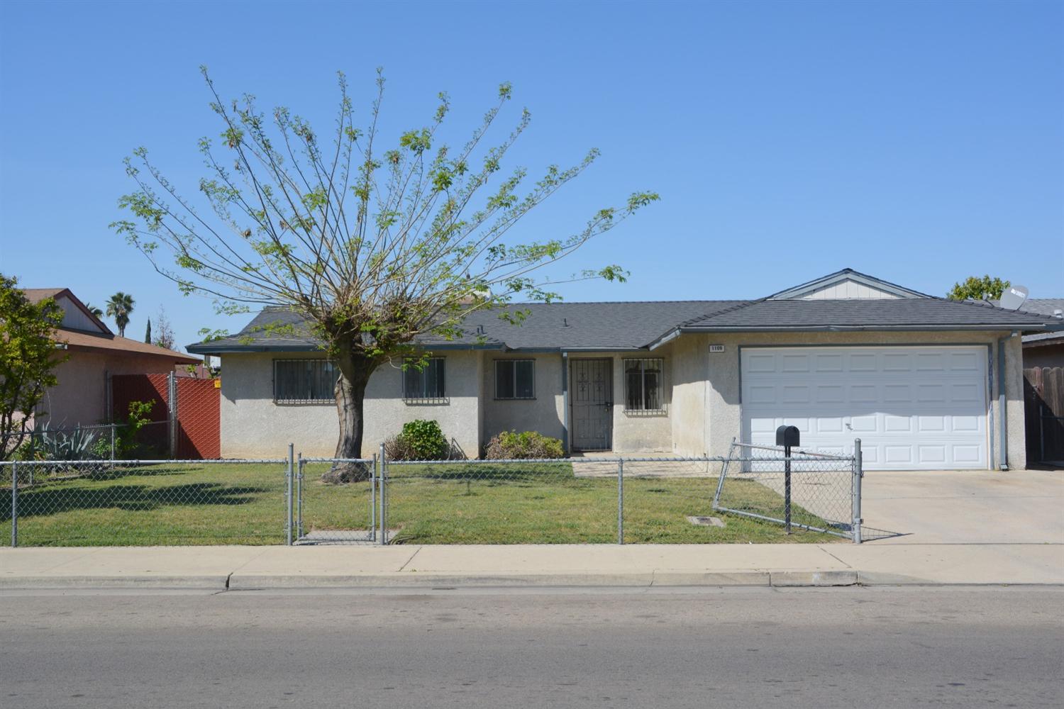 1109 Faller Ave, Sanger, CA 93657 photo 1