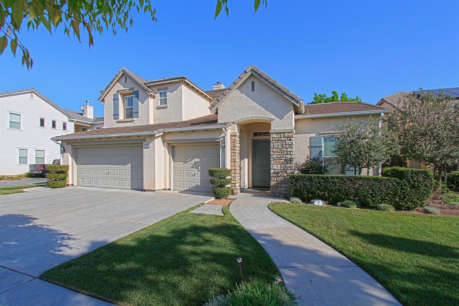 2145 Lester Ave, Clovis, CA 93619 photo 1