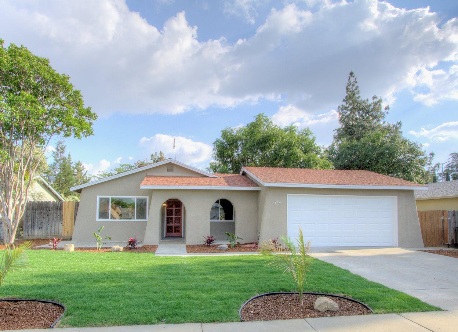 1424 Wrenwood Ave, Clovis, CA 93611 photo 1