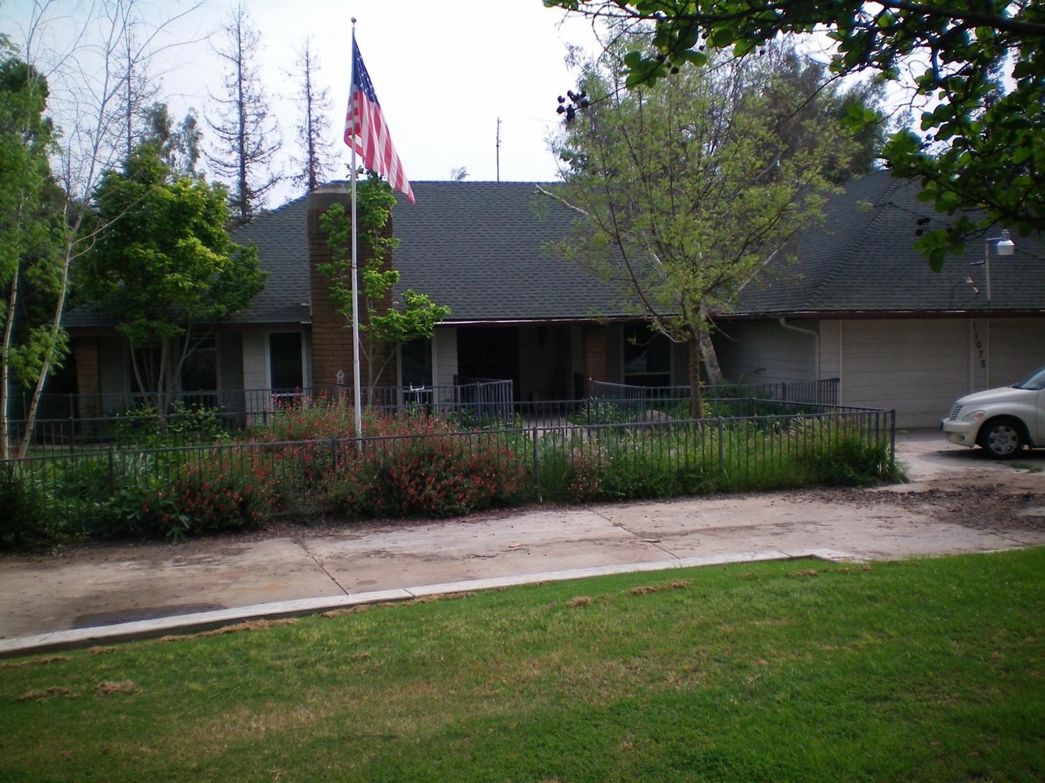 11075 E Sierra Ave, Clovis, CA 93619 photo 1
