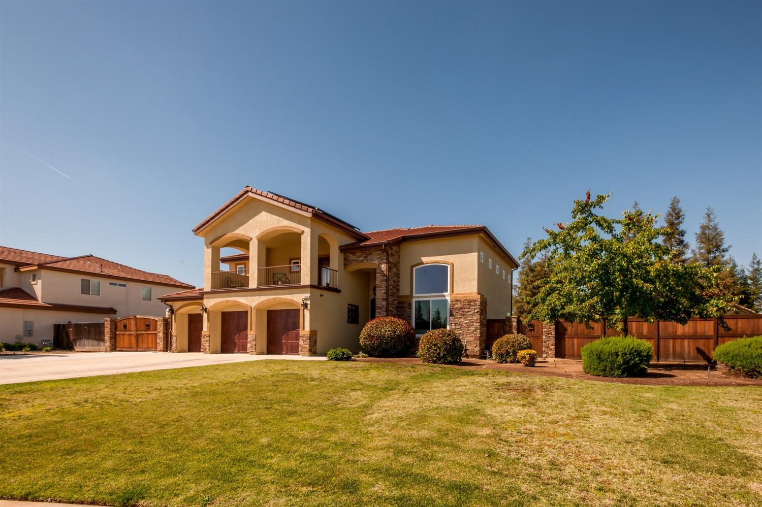 2579 Rall Ave, Clovis, CA 93611 photo 1