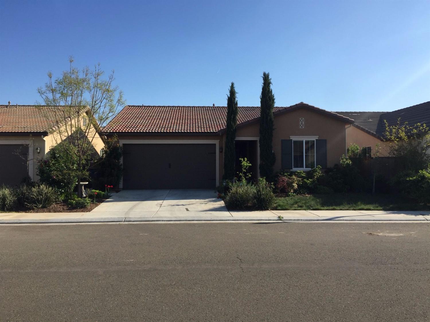 3056 Browning Ave, Clovis, CA 93619 photo 1