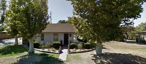 200 Williams Ave, Madera, CA 93637 photo 1