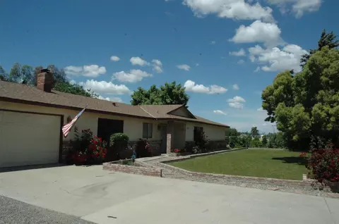 16674 Monreal Rd, Madera, CA 93636 photo 1