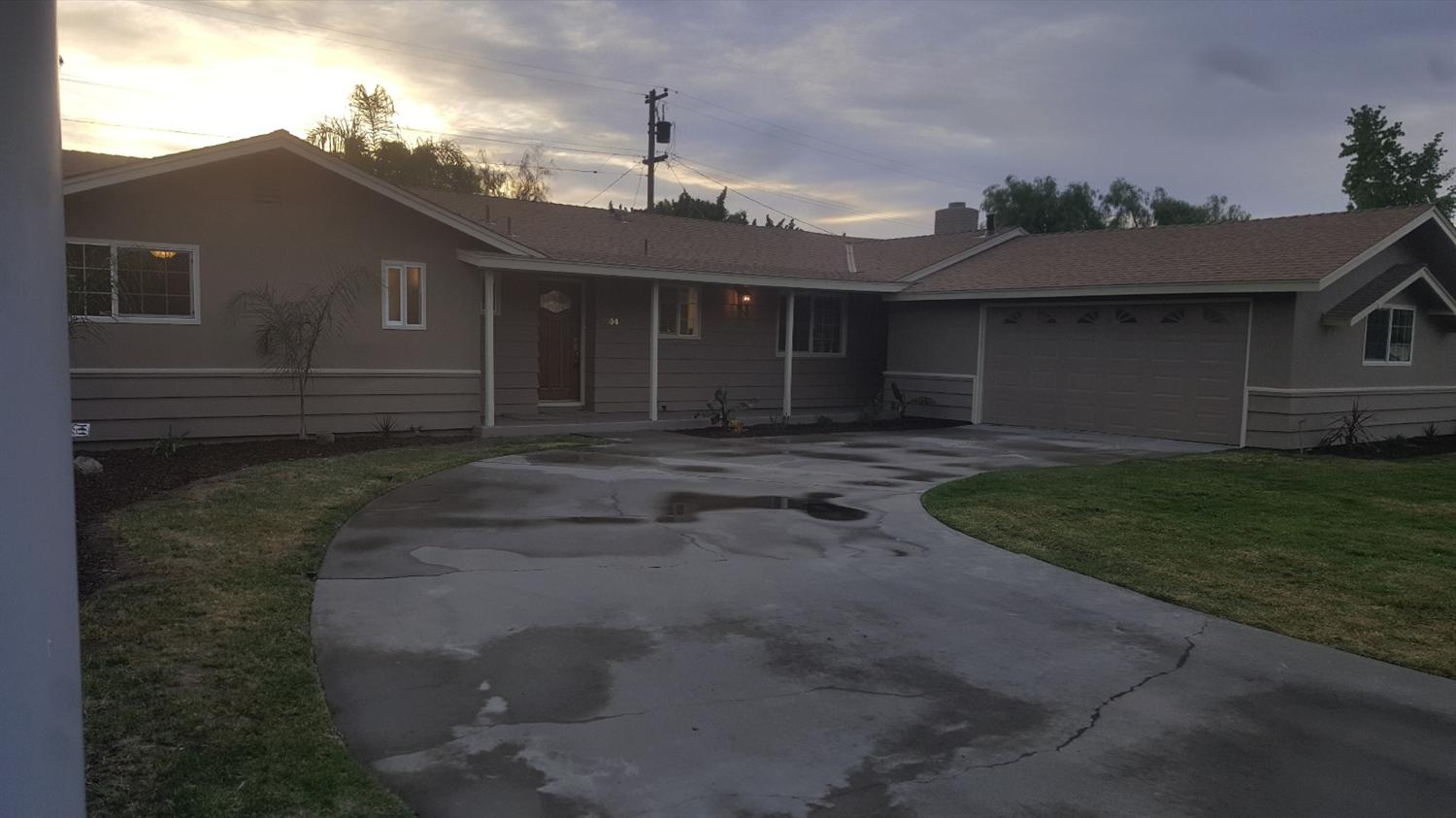 104 Spring Way, Madera, CA 93637 photo 1