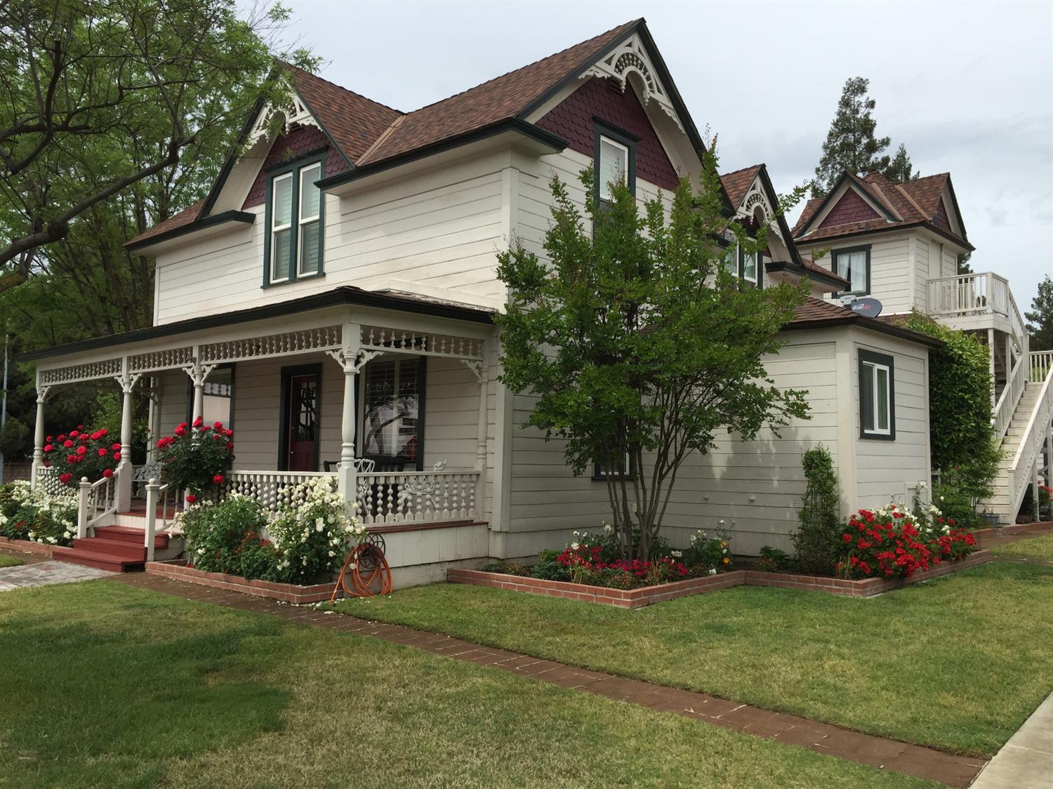 2105 Fowler Ave, Clovis, CA 93611 photo 1