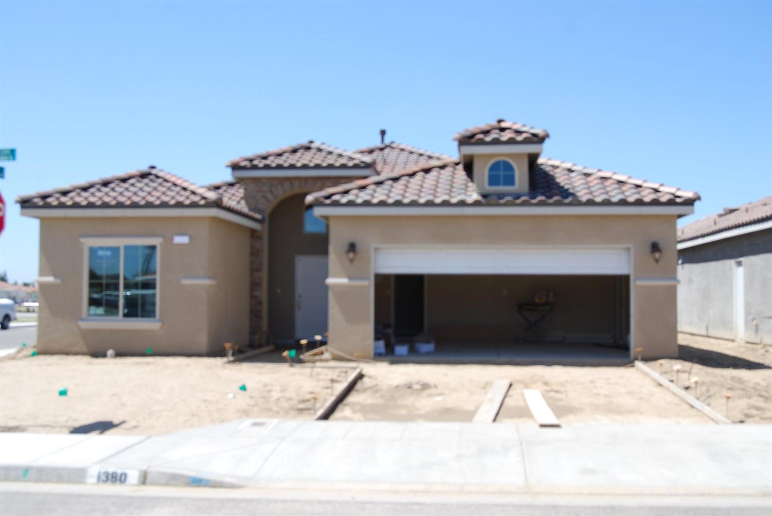 1380 Shelley Cv, Madera, CA 93637 photo 1