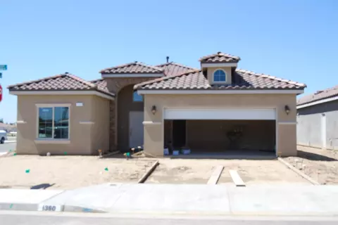 1380 Shelley Cv, Madera, CA 93637 photo 1