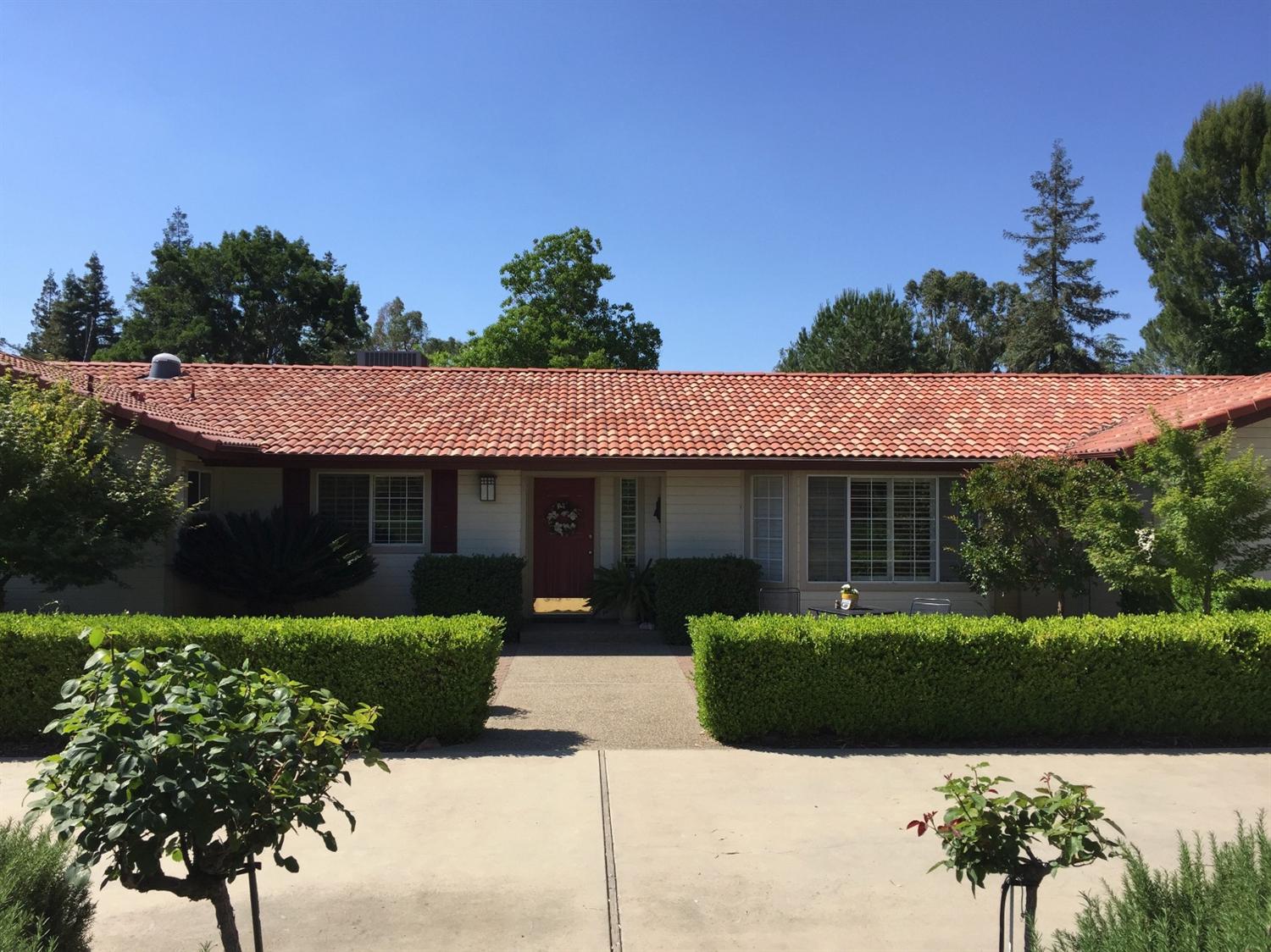 11114 Mountain View Dr, Madera, CA 93636 photo 1