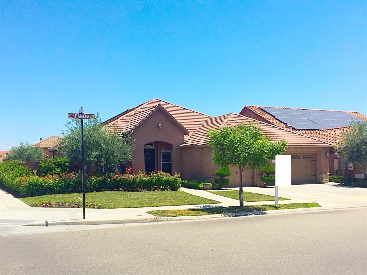 1985 N Pamela Ave, Clovis, CA 93619 photo 1