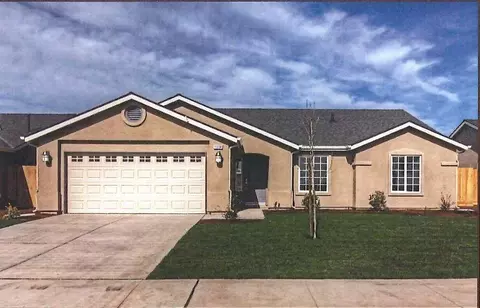 1809 Diamond Ave, Sanger, CA 93657 photo 1