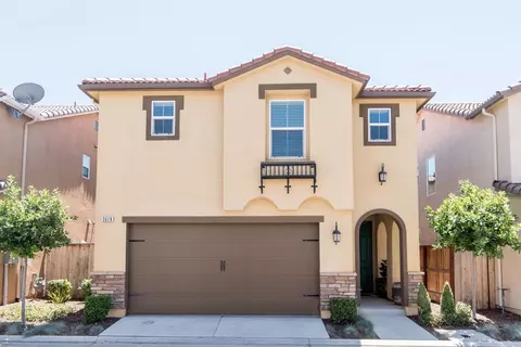 3618 Etchings Way, Clovis, CA 93619 photo 1