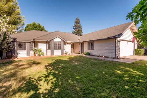 19351 Panoramic Dr, Madera, CA 93638 photo 1