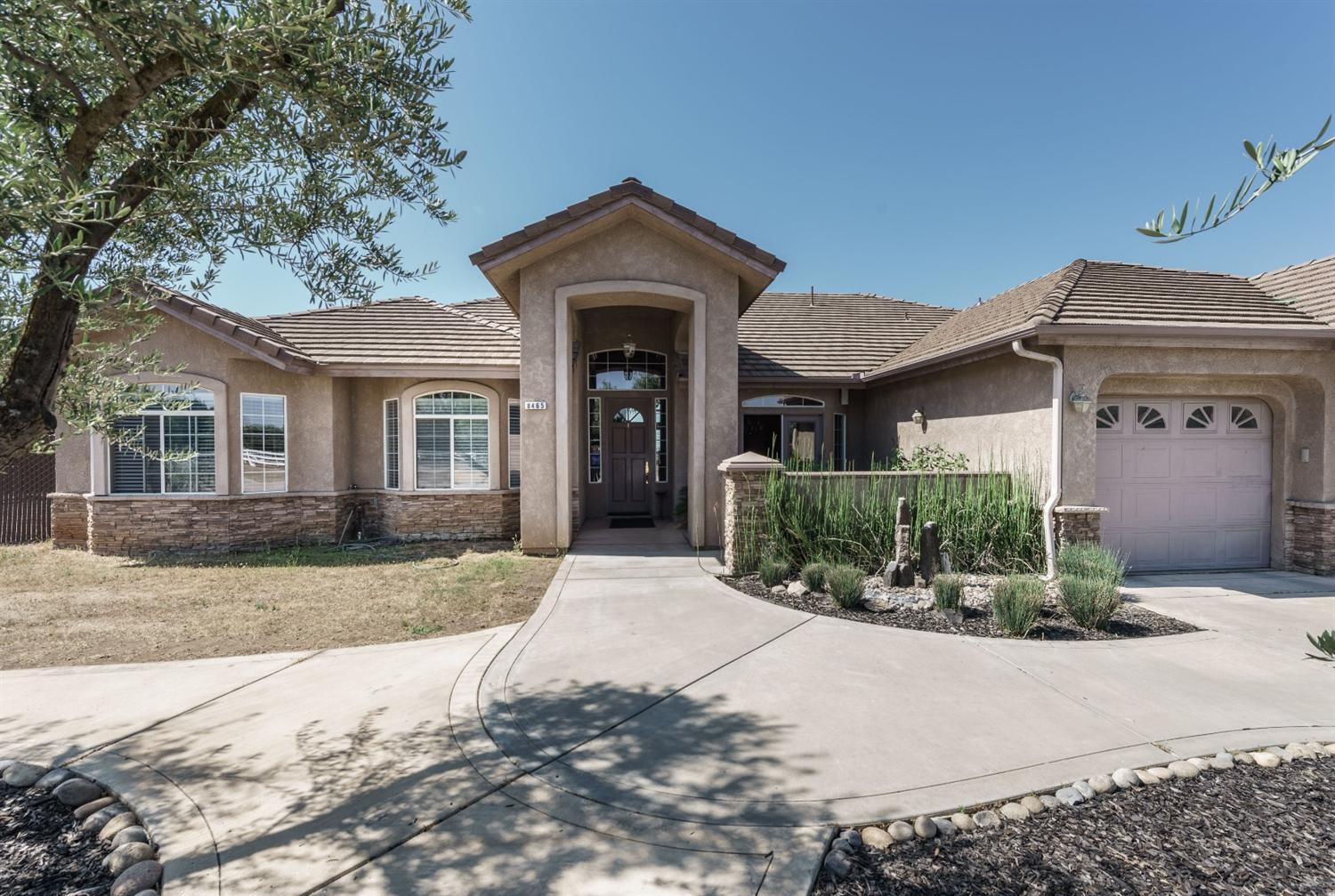 8465 E Paul Ave, Clovis, CA 93619 photo 1