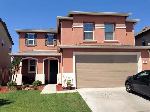 872 Kiwi St, Madera, CA 93638 photo 1