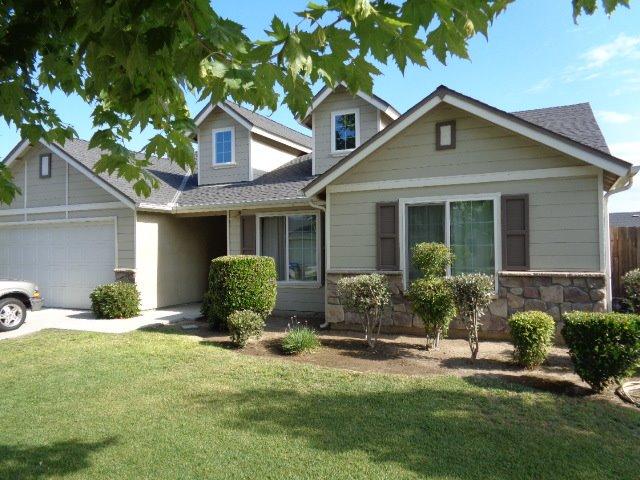 162 E Carpenter Ave, Reedley, CA 93654 photo 1